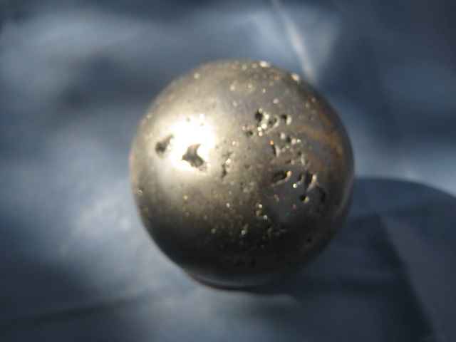 Pyrite Sphere Masculine energy, manifestation, action, vitality, willpower, creativity, confidence 3526